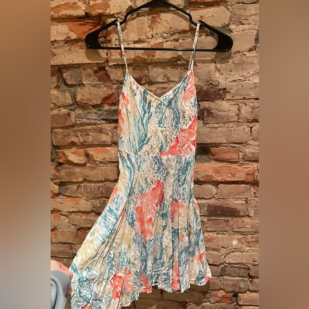 FLORAL MINI SUNDRESS